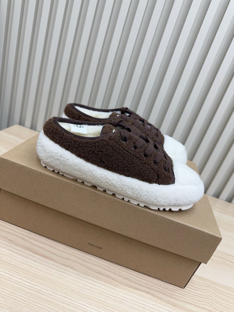 Ugg Flat Shoes